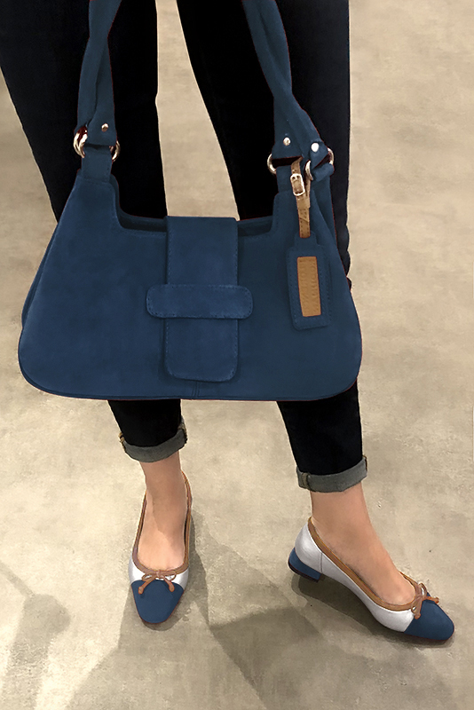 Navy blue, light silver and chocolate brown women's ballet pumps, with low heels. Square toe. Flat flare heels. Worn view - Florence KOOIJMAN